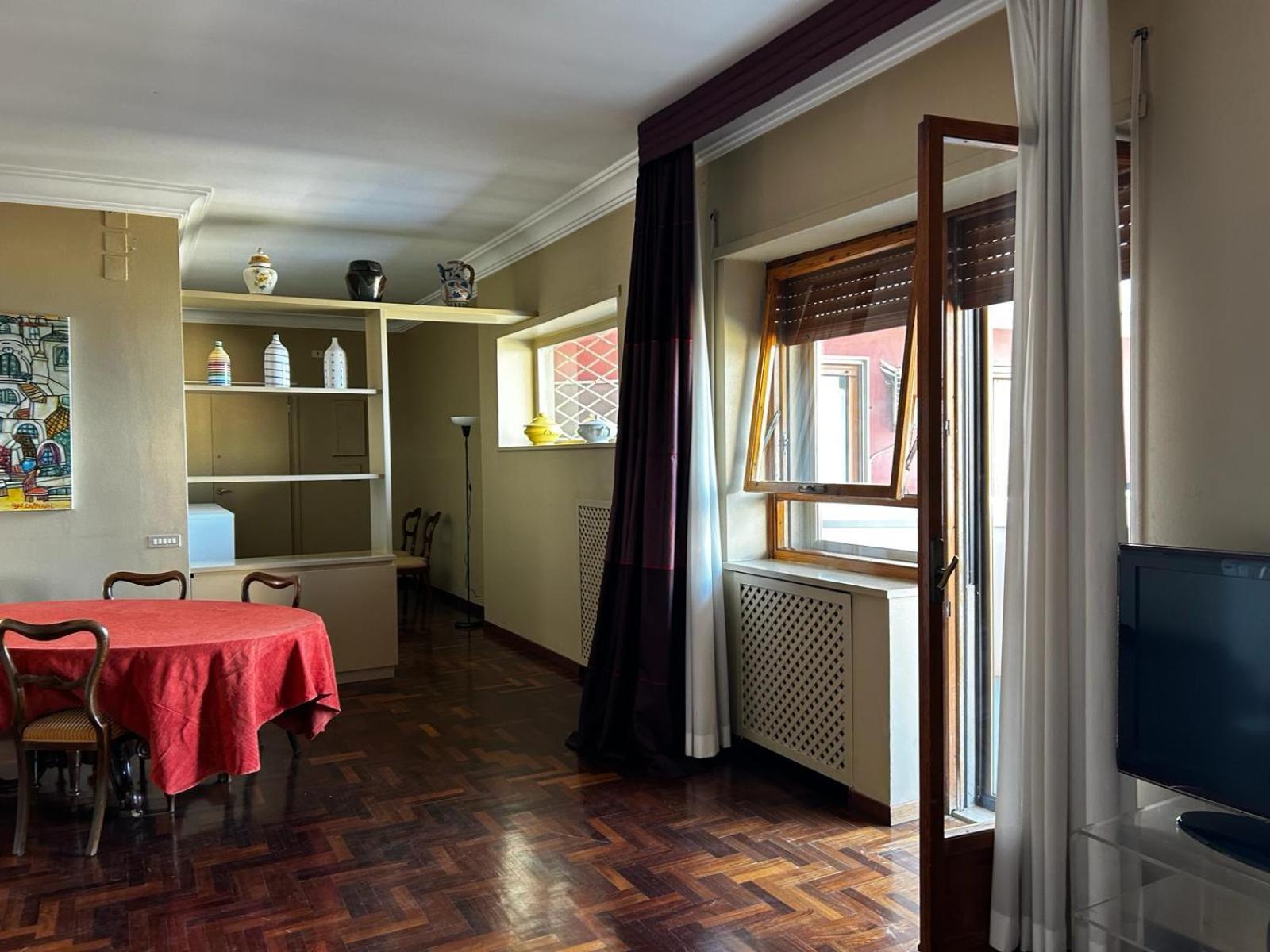 Front Beach Apartment - 3 Bedrooms Bari Eksteriør billede